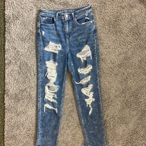 American Eagle Mom Jeans, Size 6, Regular